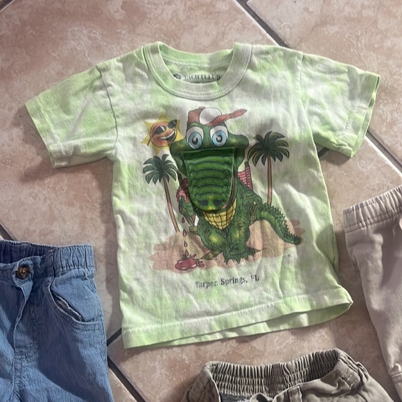 Boys Clothes bundle~2T - Picture 2 of 11